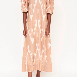 Mirth Cassis in Conch Ikat/ Flat Hem
